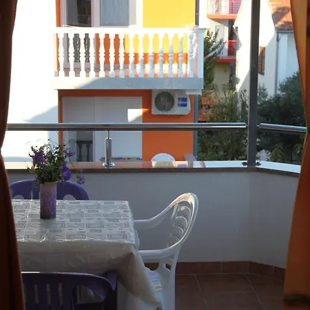 Appartement Two Bedroom With Garden View B2 *