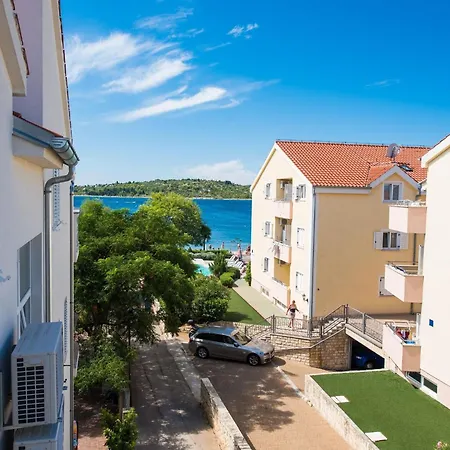 Two Bedroom With Garden View B2 Appartement