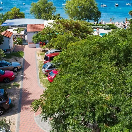 Appartement Two Bedroom With Garden View B2 *